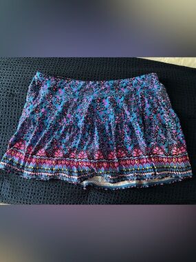 Lilly Pulitzer Gardenia Skort UPF 50+ -Growl & Prowl - XL